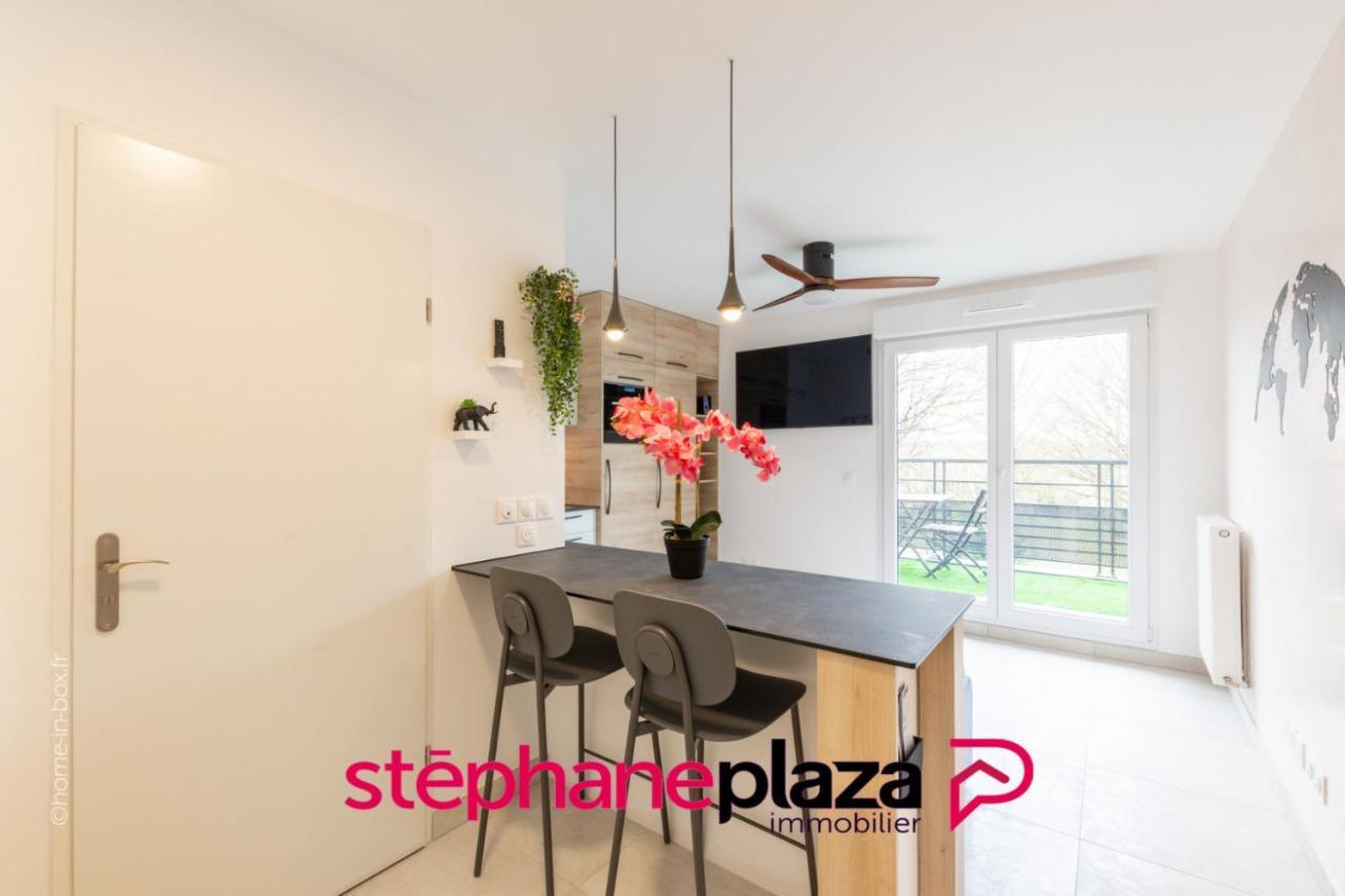 Plaza Parc 02 Appartement Montévrain Buitenkant foto